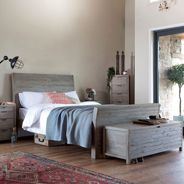 Blanket box bedroom 2025