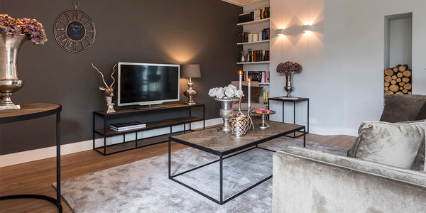 Kingsbridge furniture in a dark living room