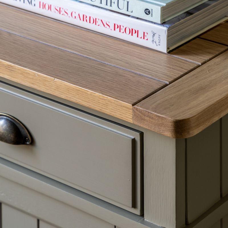 Newton_2_door_sideboard_prairie_lifestyle_closeup_corner_web