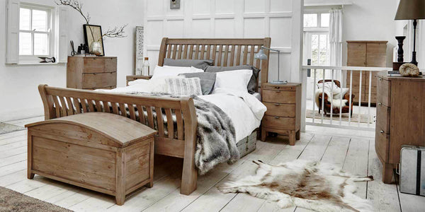 Winchester Reclaimed Wood Bed
